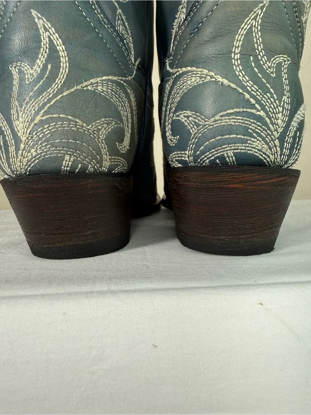 Dan Post Nora Blue Leaf Stitch Leather Western Cowboy Distressed Boots Size 8 - Picture 8 of 16